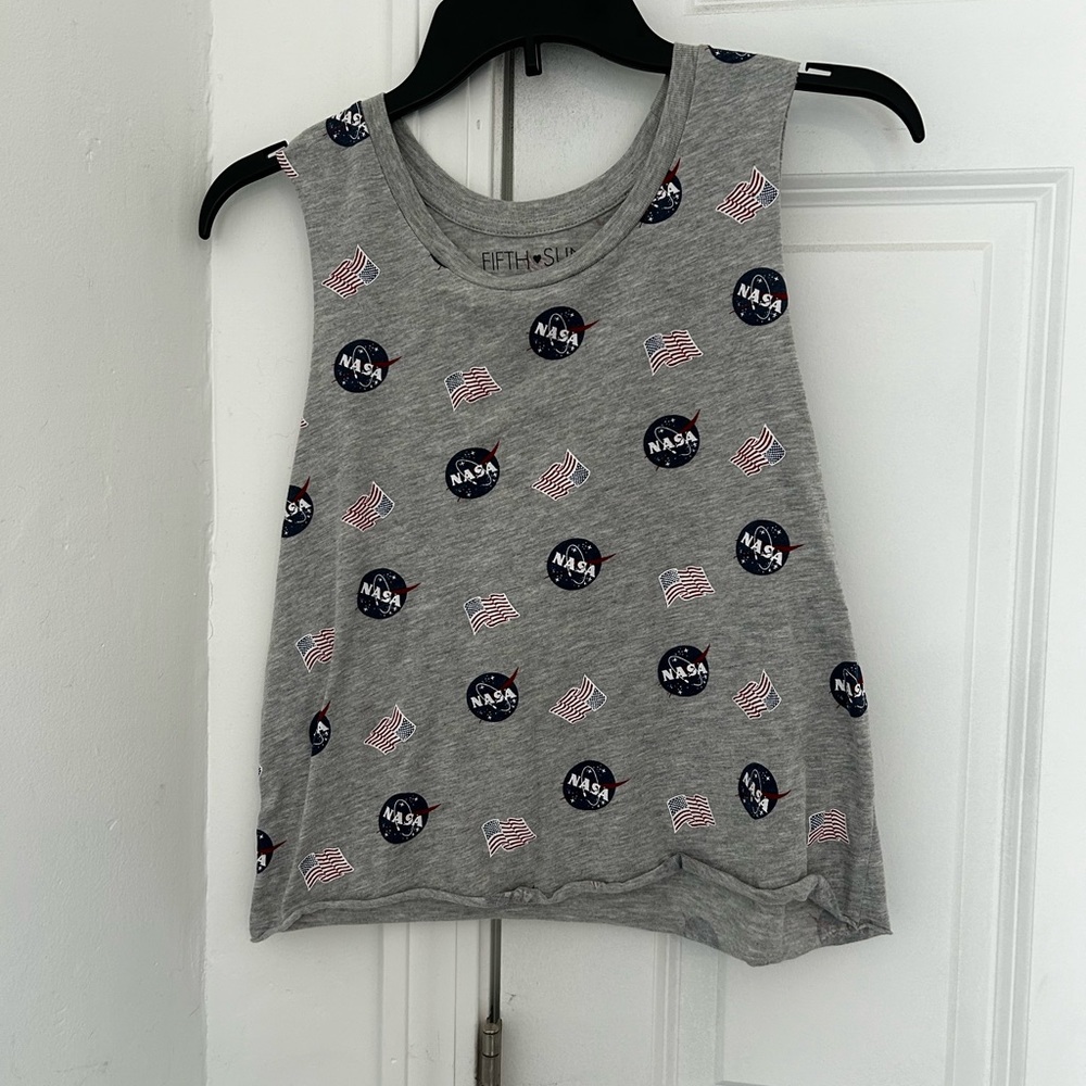 Fifth Sun NASA American flag/USA shirt PERFECT FOR JULY 4!